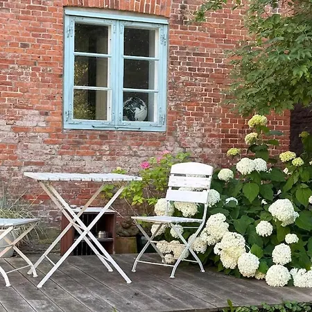 Von Esmarch Erste Huelfe Apartman