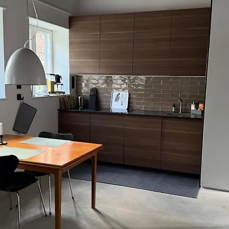 Von Esmarch Erste Huelfe Apartman Tönning